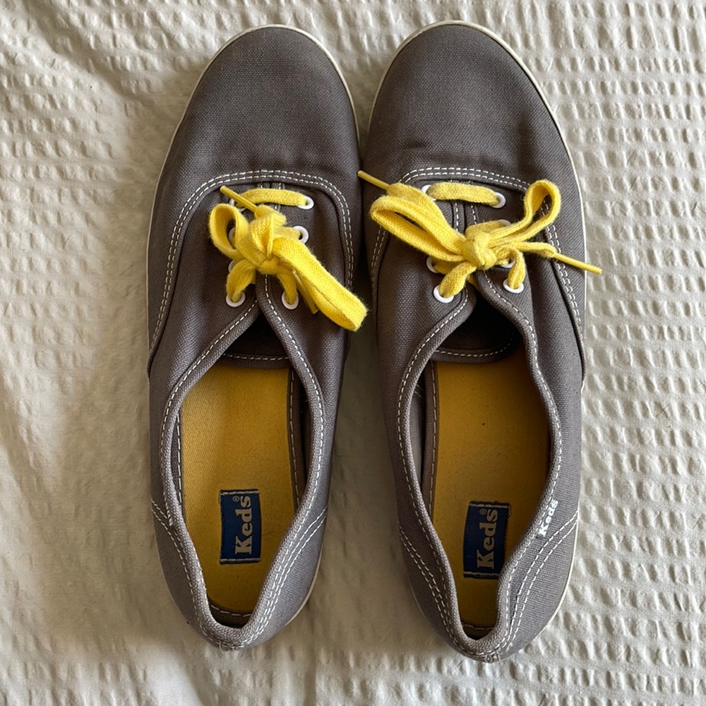 Lightly worn Keds Sneakers